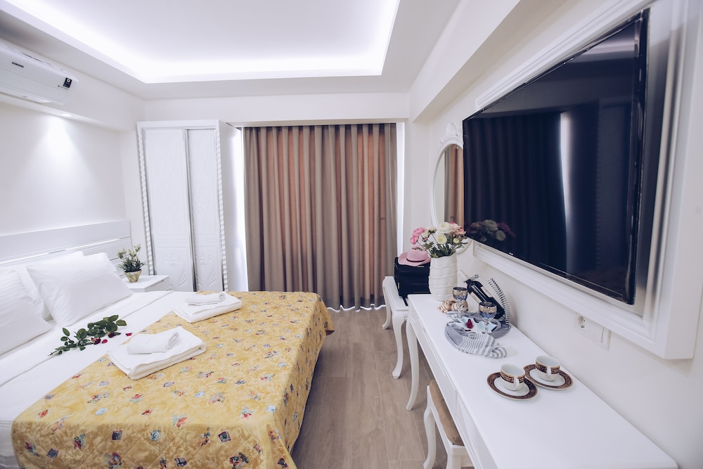 princess kinli suites hotel
