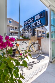 princess kinli suites hotel