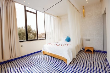 palais shazam and spa