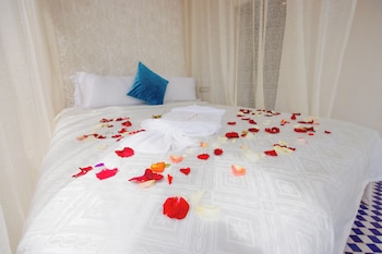 palais shazam and spa