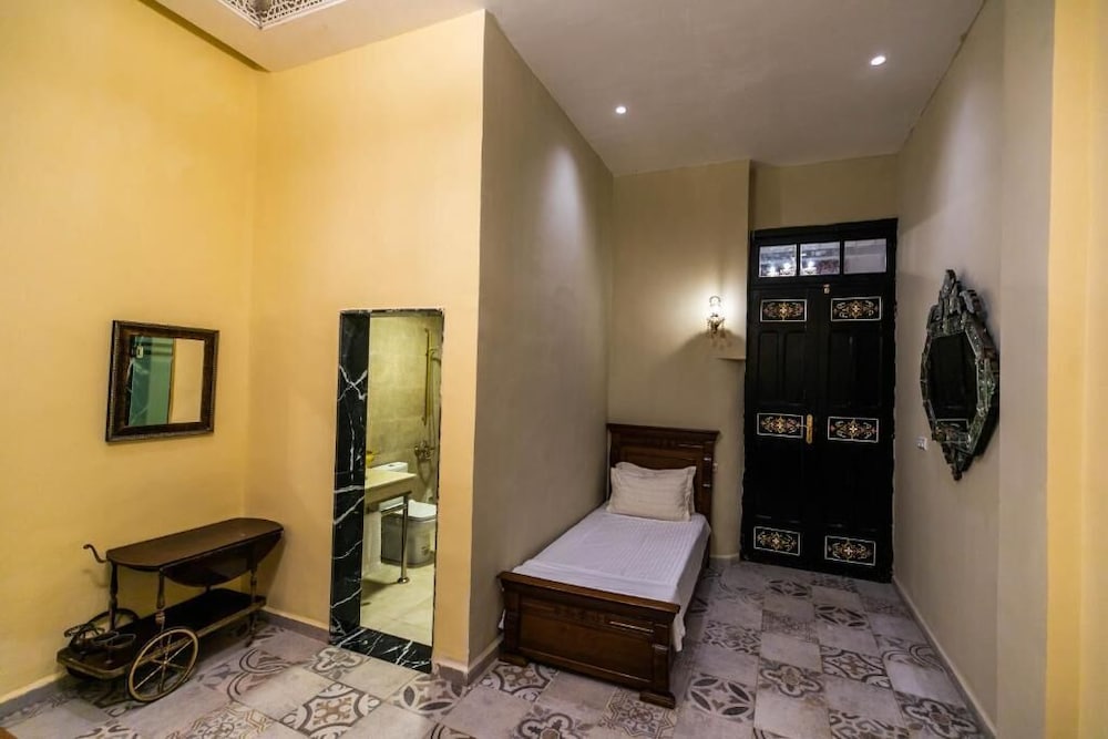 palais shazam and spa