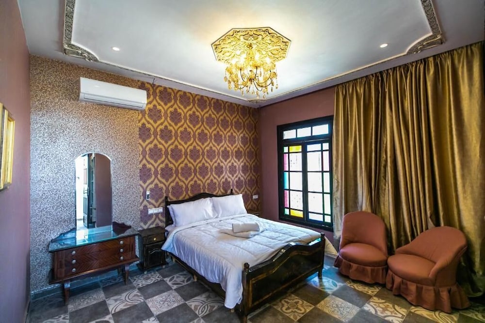 palais shazam and spa