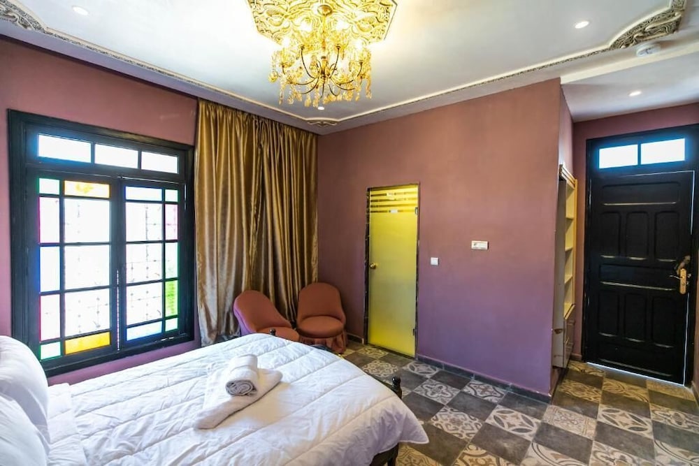 palais shazam and spa