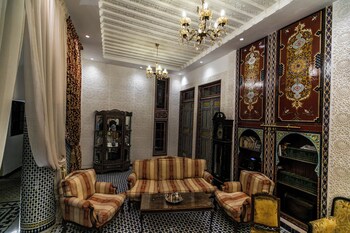 palais shazam and spa