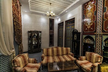 palais shazam and spa