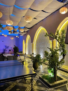 palais shazam and spa