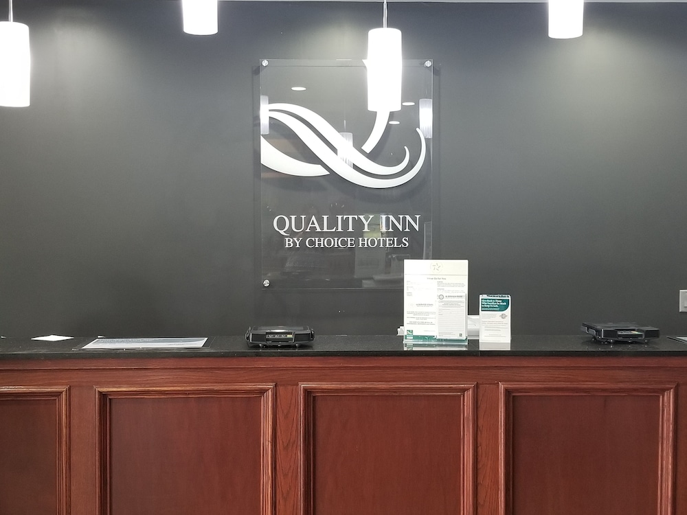 quality inn adairsville calhoun south