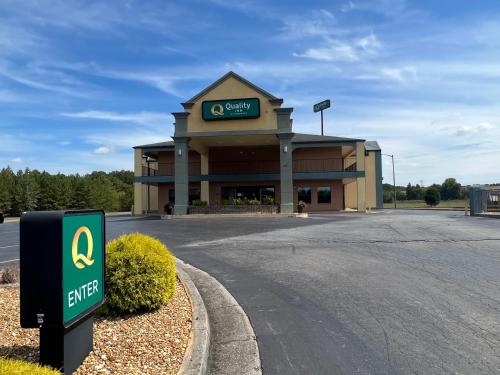 quality inn adairsville calhoun south