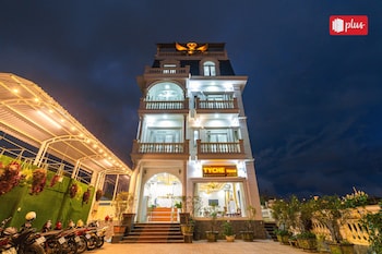 tyche hotel