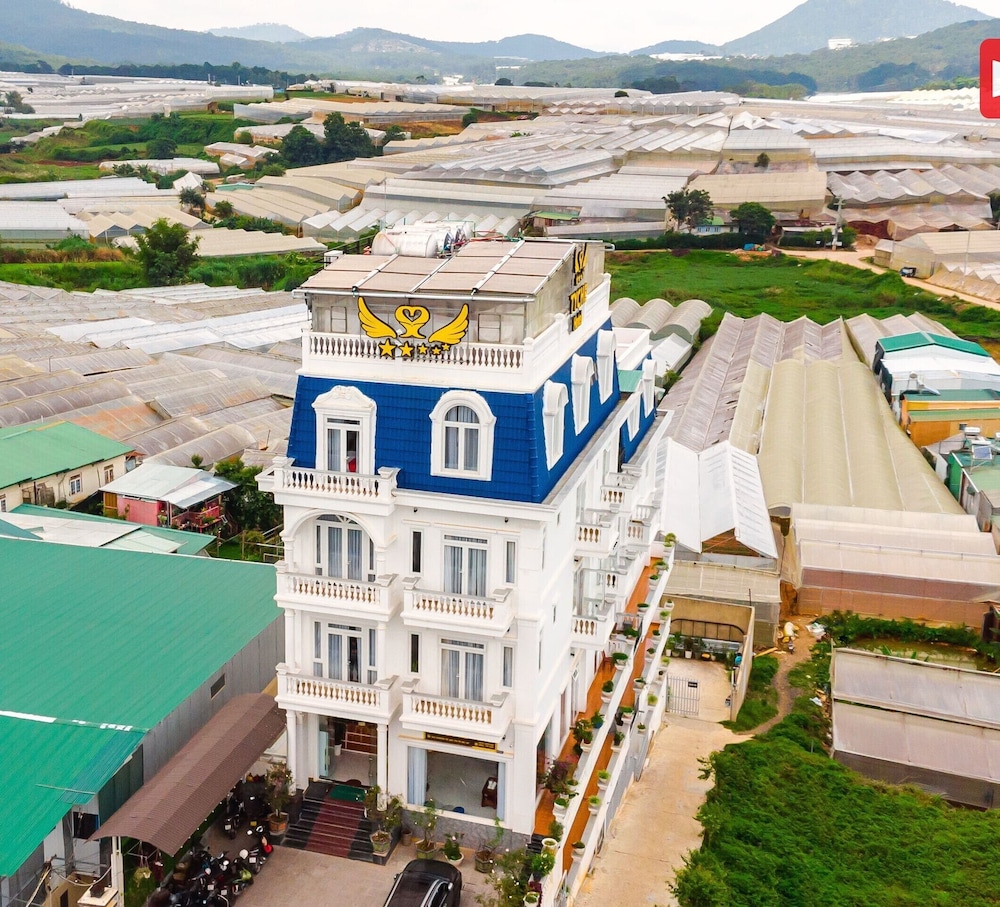 tyche hotel