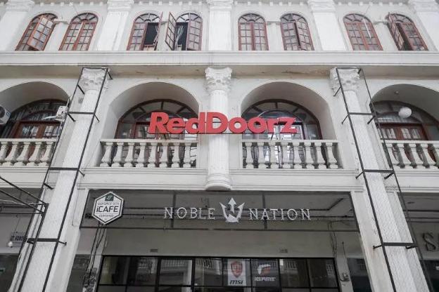 reddoorz cbd polonia medan