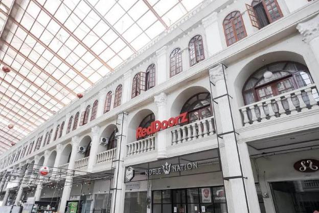 reddoorz cbd polonia medan