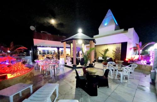 kandi palace