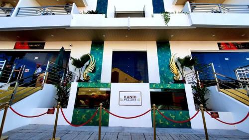 kandi palace