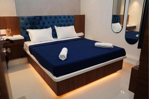 Hotel Elegance,Kalyan West,2 star