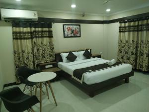 hotel rose mansion manyata tech park