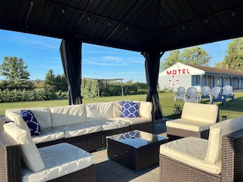 best motel bowling green