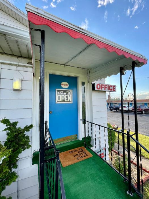 best motel bowling green