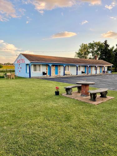 best motel bowling green