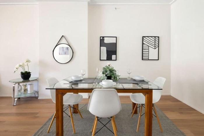 a bright and stylish studio next to darling harbour