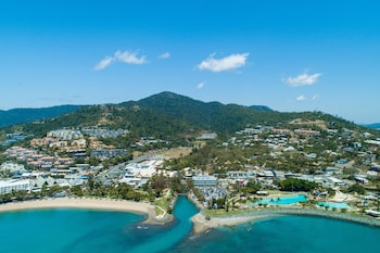 airlie beach