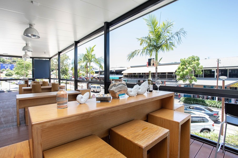 airlie sun and sand accommodation studio 1