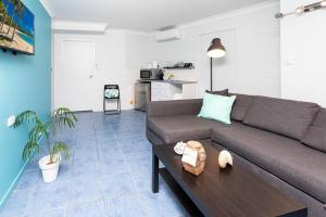 airlie sun and sand accommodation studio 1