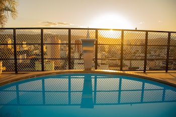 hotel oscar gold