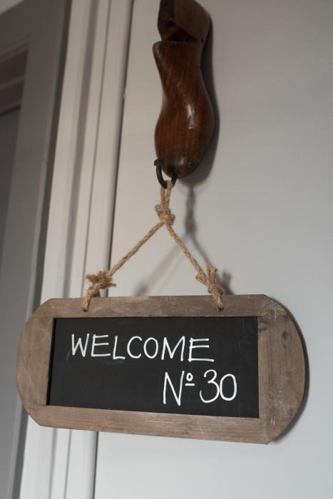 no8 boutique hotel self check in