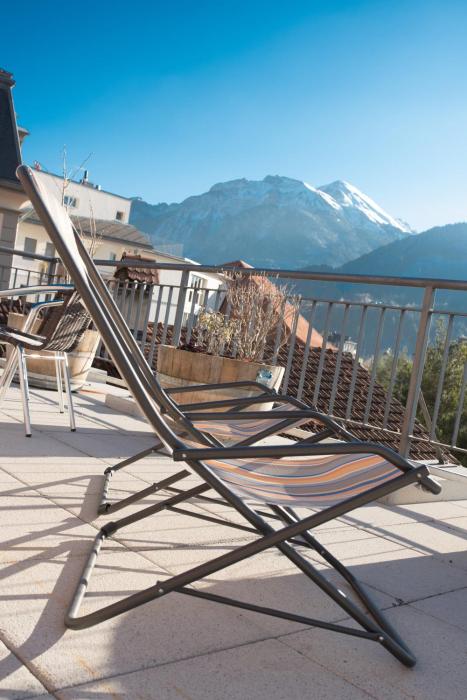 no8 boutique hotel self check in