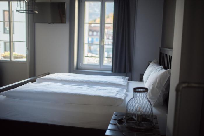 no8 boutique hotel self check in