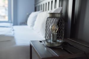 no8 boutique hotel self check in