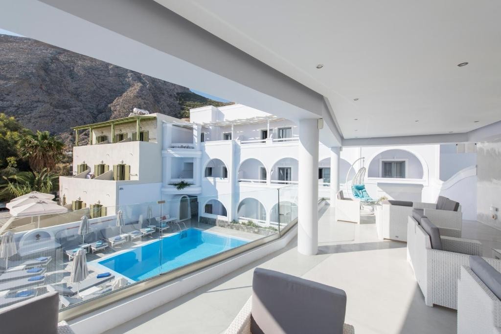 blue waves hotel