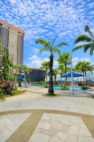 times square suites kuala lumpur by luxhouz