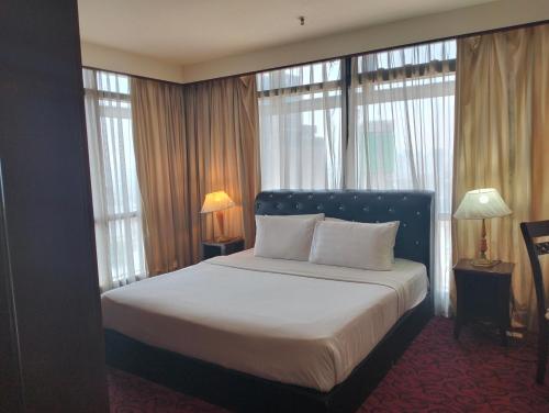 times square suites kuala lumpur by luxhouz