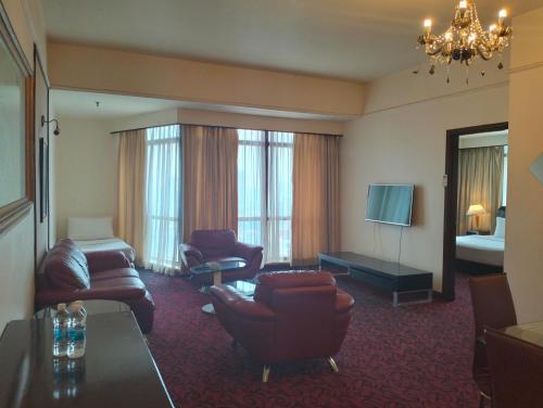 times square suites kuala lumpur by luxhouz