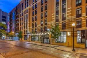cambria hotel rockville