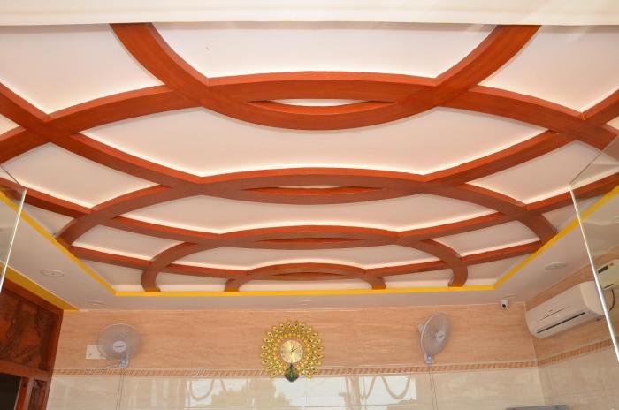 hotel panchavarnaa