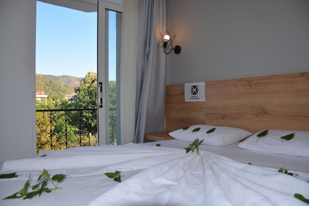 the pera hotel marmaris