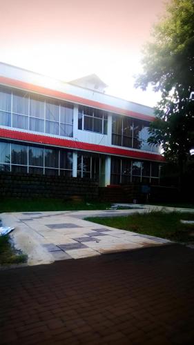 Glass House - The Farm,,0 star