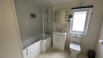 escape holidays limited