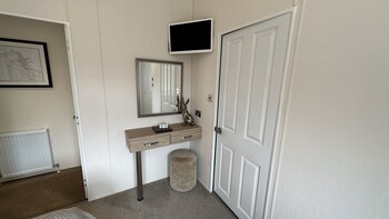 escape holidays limited