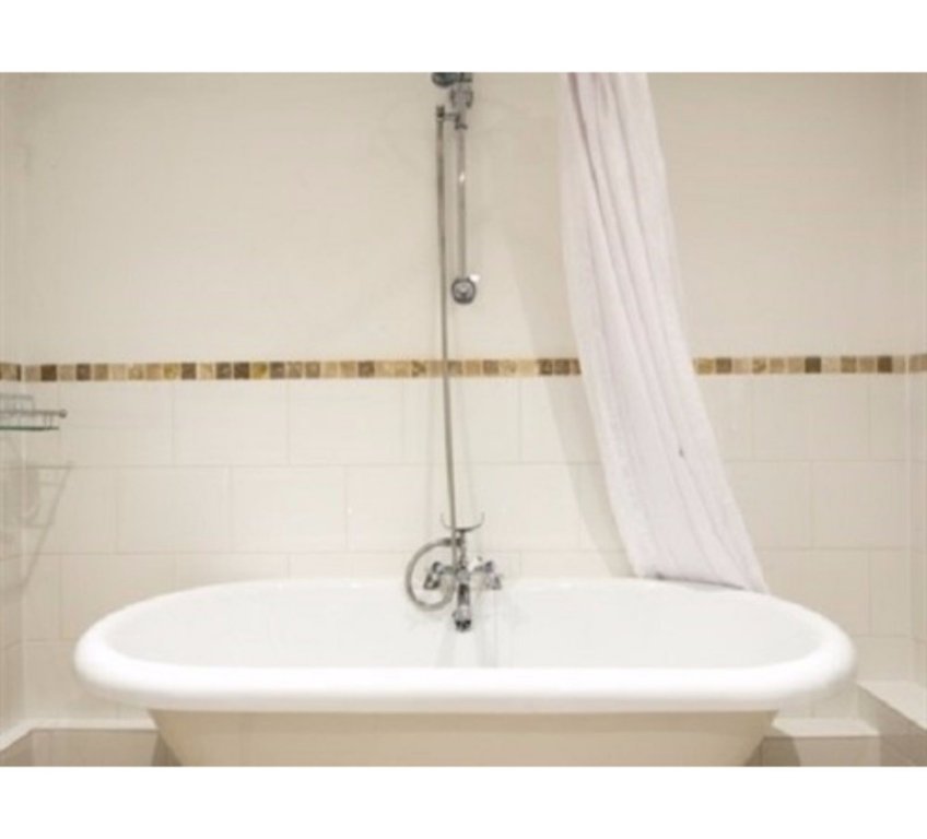 the old red lion inn