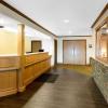Super 8 By Wyndham St. Ignace,Mackinaw City>>Mackinac Island,2.5 star