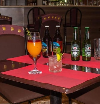 clinton hotel kikuyu