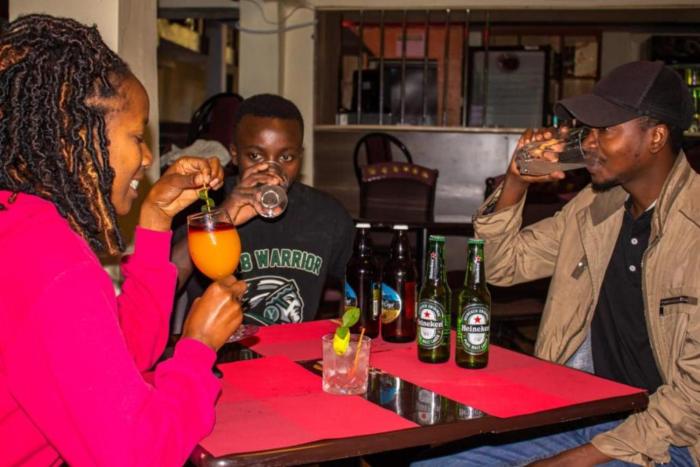 clinton hotel kikuyu