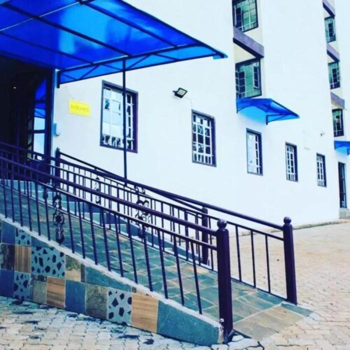 clinton hotel kikuyu