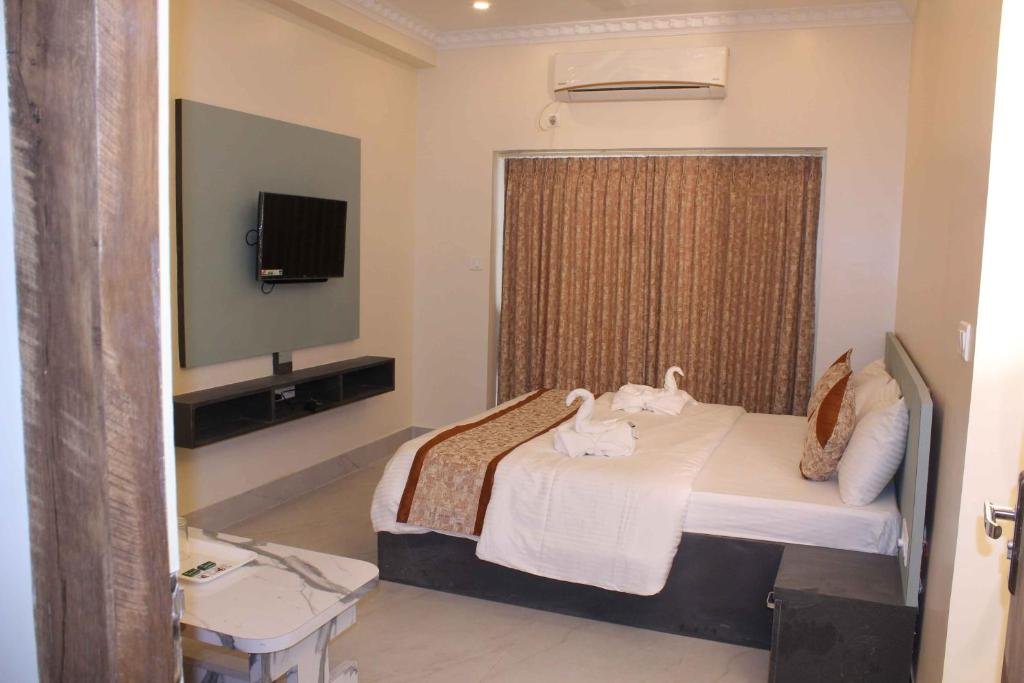 hotel rk international