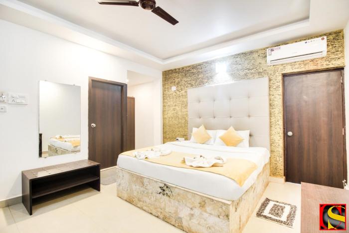 candolim sands