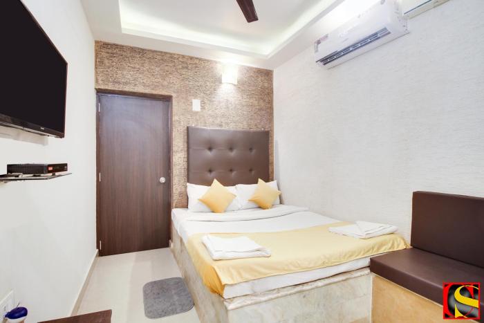 candolim sands